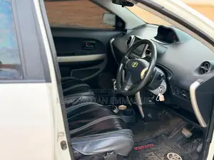 Toyota IST 2005 White