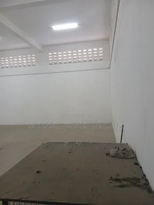 Prime Commercial Warehouse Executive Offices for Rent in Chang'ombe