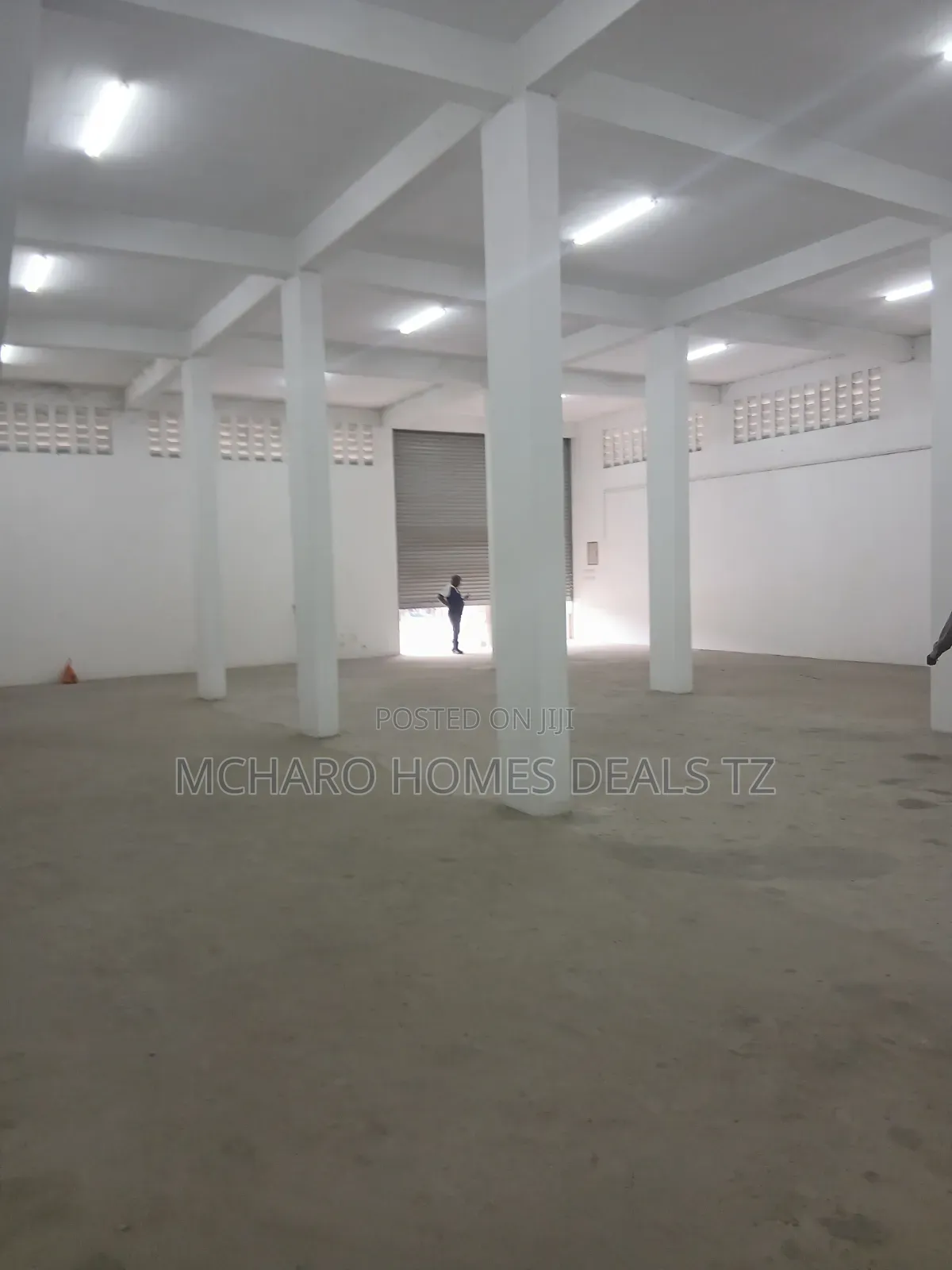 Prime Commercial Warehouse Executive Offices for Rent in Chang'ombe