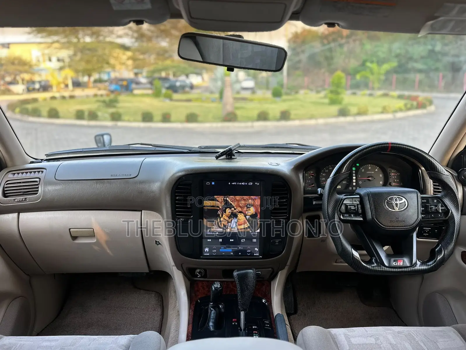 Toyota Land Cruiser 2001 Silver