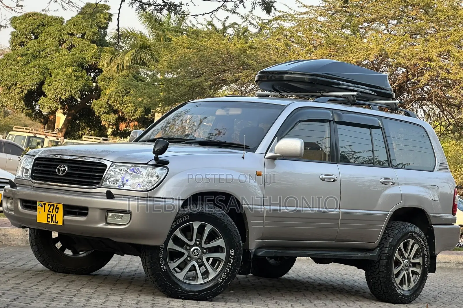 Toyota Land Cruiser 2001 Silver