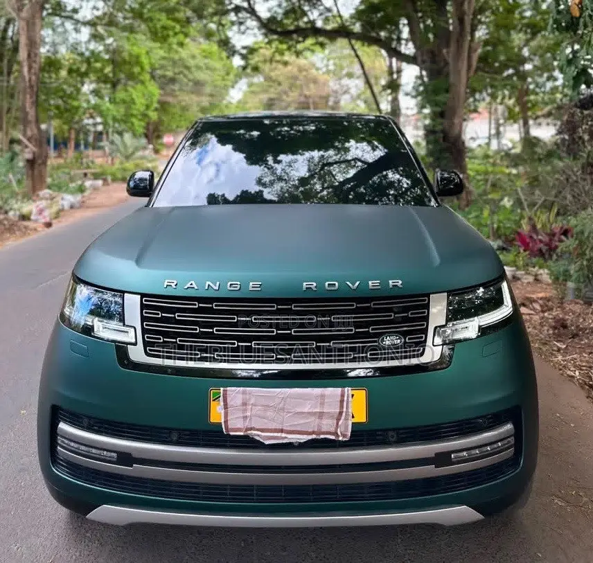 Land Rover Range Rover Vogue 2024 Green