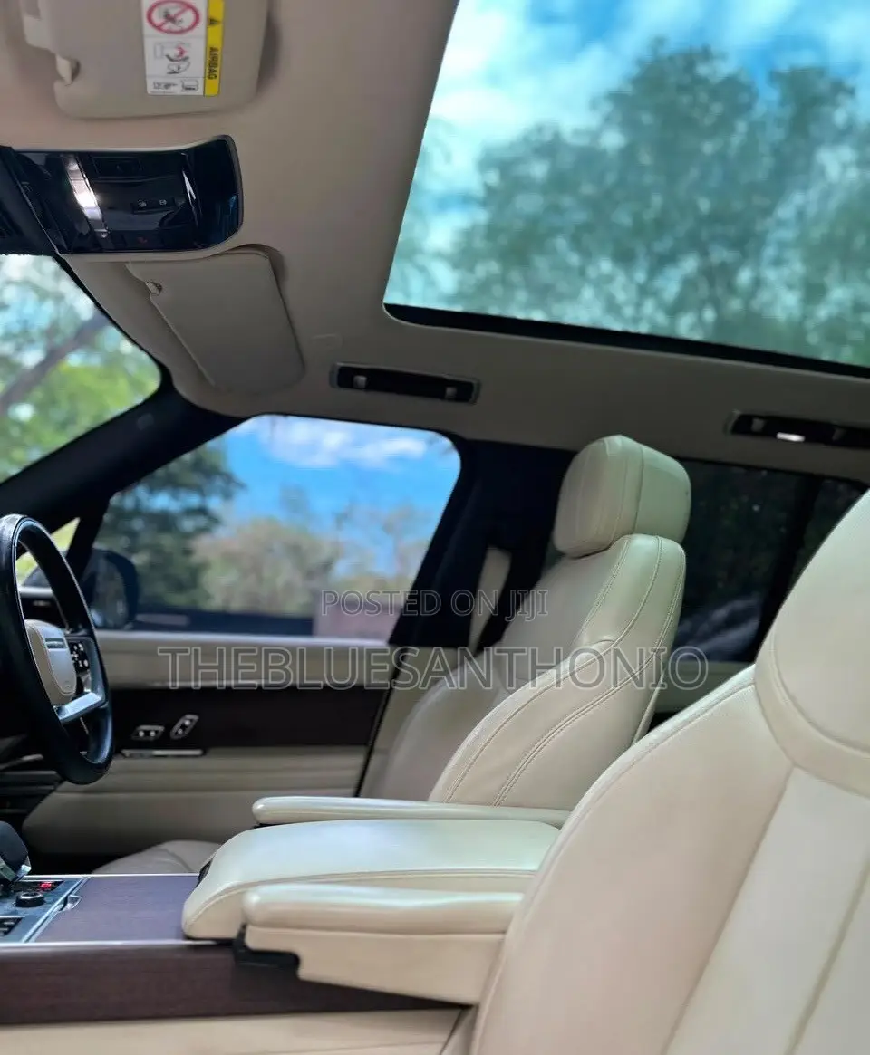 Land Rover Range Rover Vogue 2024 Green