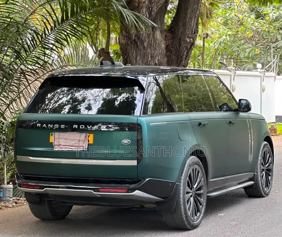 Land Rover Range Rover Vogue 2024 Green