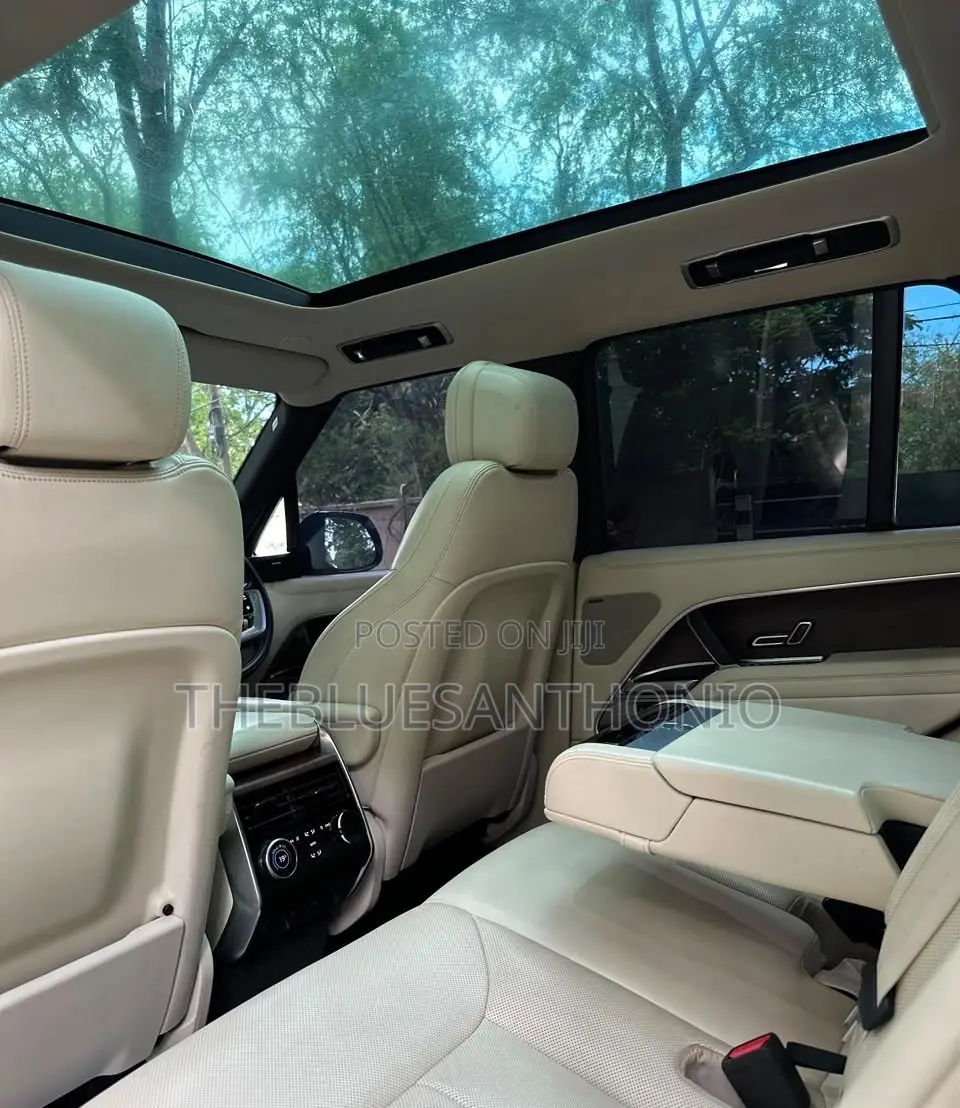 Land Rover Range Rover Vogue 2024 Green