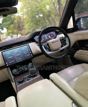 Land Rover Range Rover Vogue 2024 Green