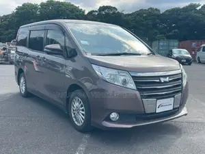 Toyota Noah 2014 Beige
