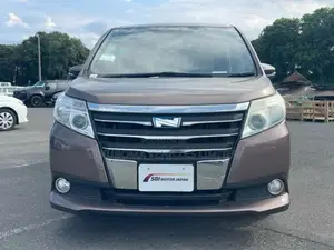 Toyota Noah 2014 Beige