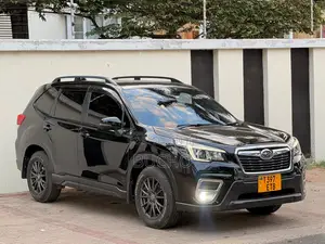 Subaru Forester 2018 Black