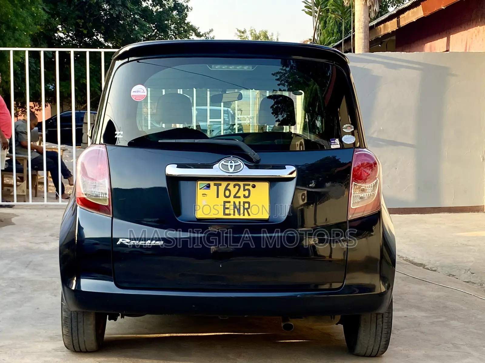 Toyota Ractis 2006 Black