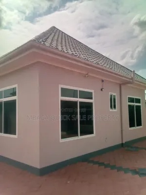 5bdrm House in Mwananyamala for rent