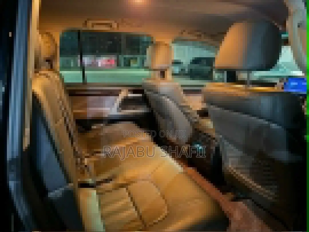 Toyota Land Cruiser 2010 Black