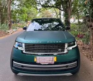 Land Rover Range Rover Vogue 2024 Green