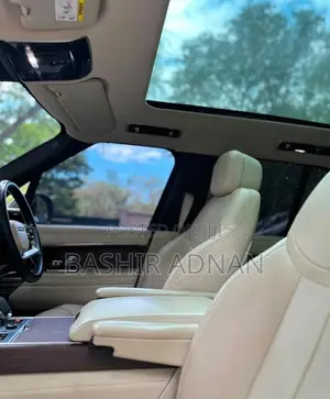 Land Rover Range Rover Vogue 2024 Green