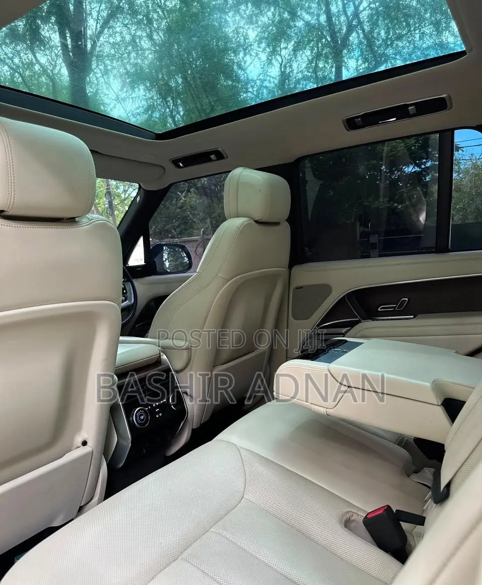Land Rover Range Rover Vogue 2024 Green