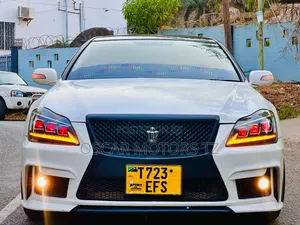 Toyota Crown 2007 White