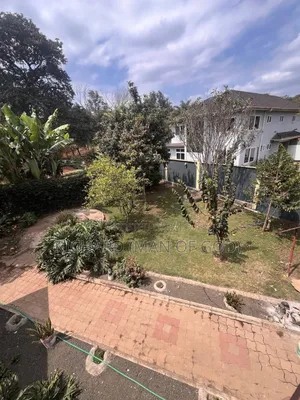 5bdrm Duplex in Central Business Area for rent