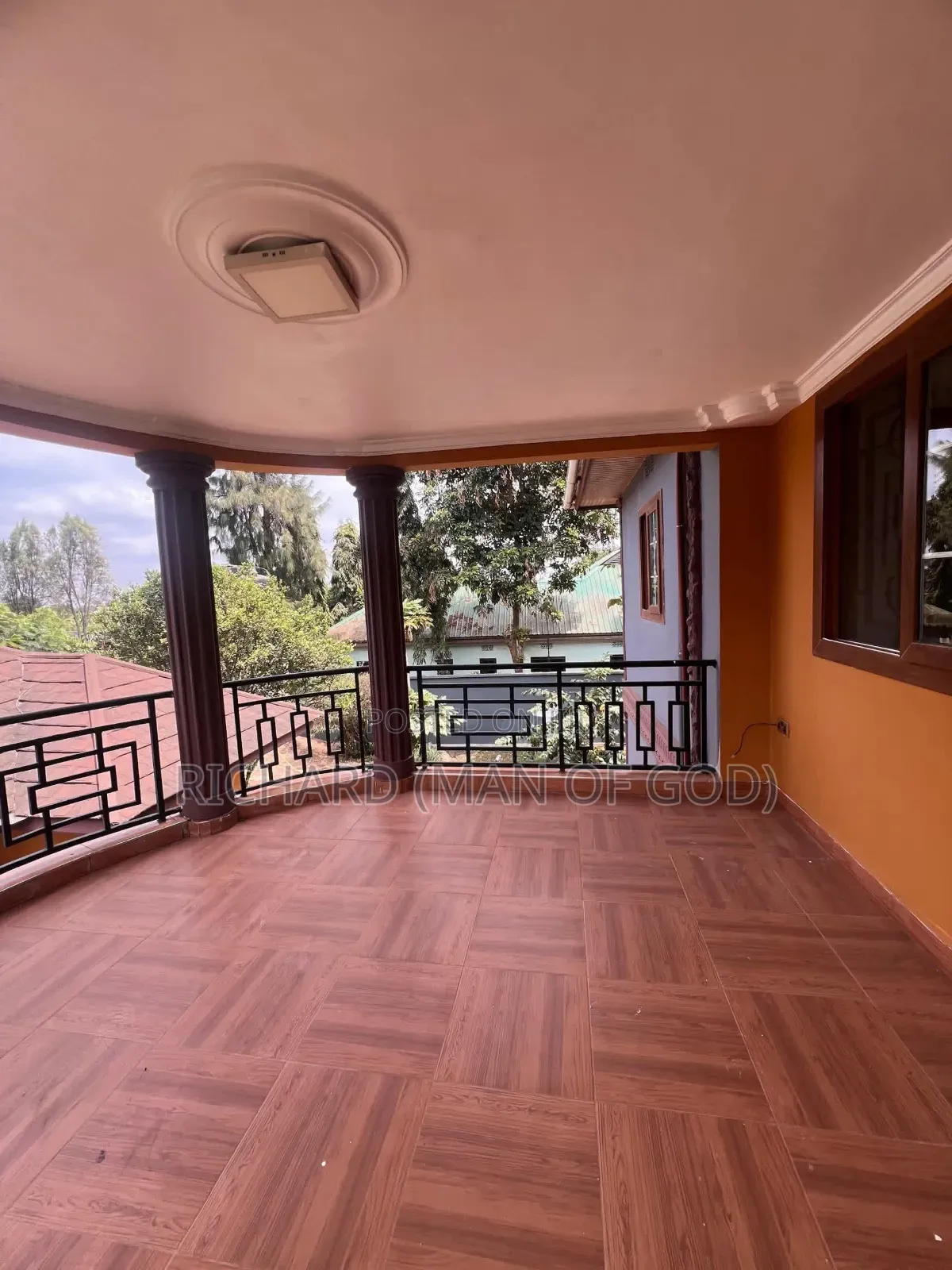 5bdrm Duplex in Central Business Area for rent