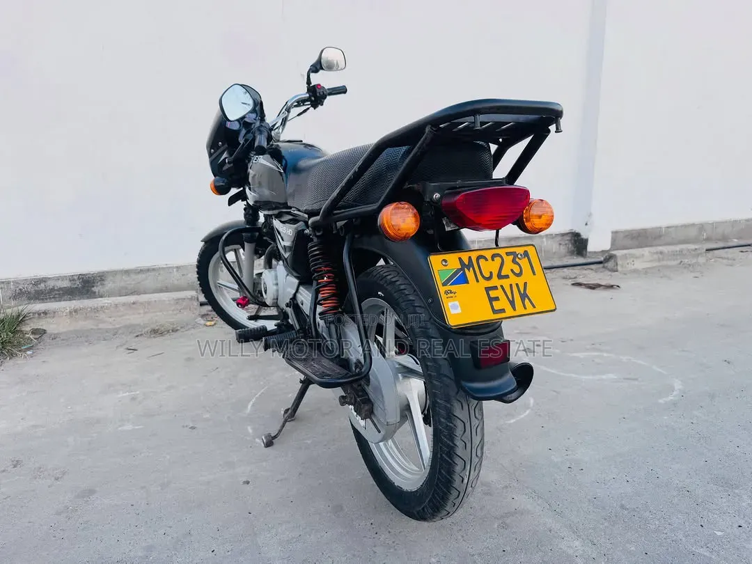 Bajaj Boxer 125 2022 Black