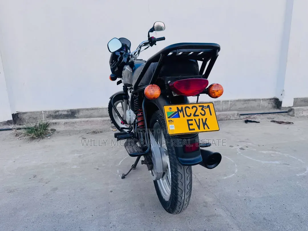 Bajaj Boxer 125 2022 Black