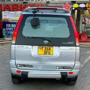 Toyota Noah 2001 Gray