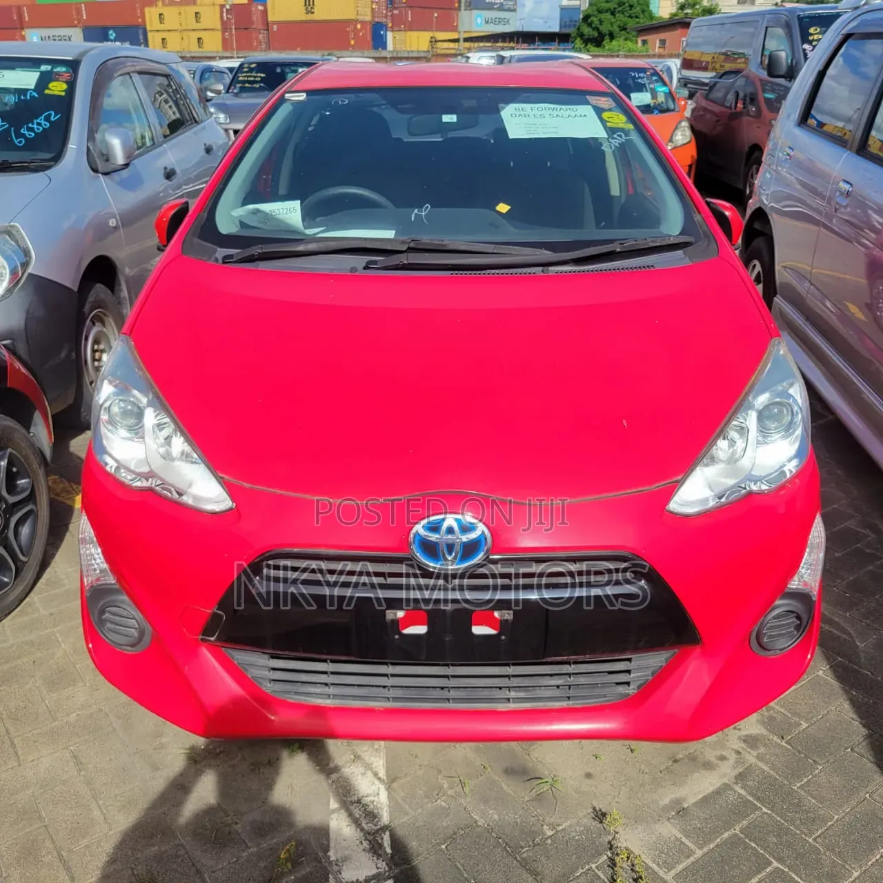 Toyota Aqua 2016 Red