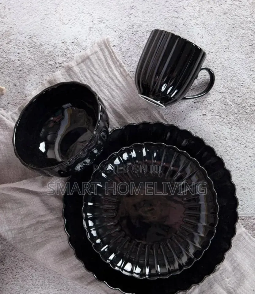 Midnight Black Dinnerware Set