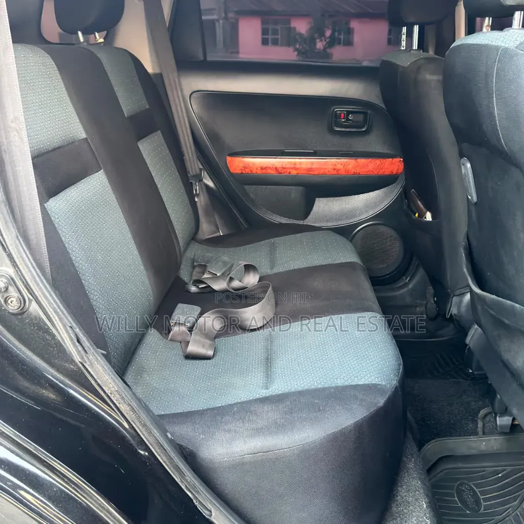 Toyota IST 2006 Black