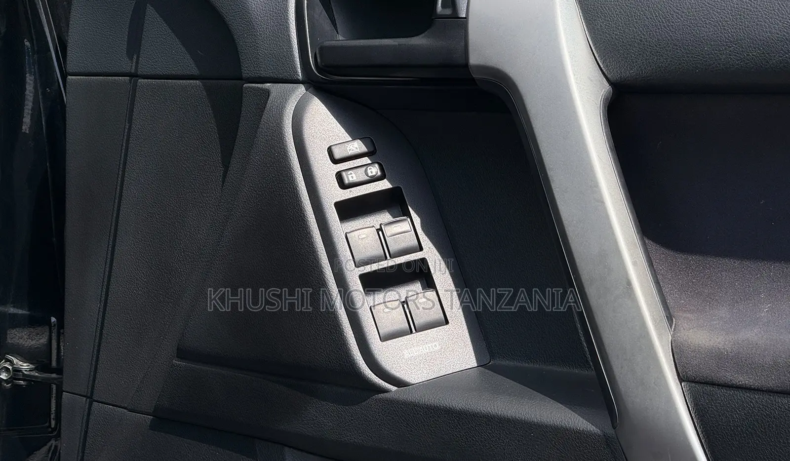 Toyota Land Cruiser Prado 2016 Black