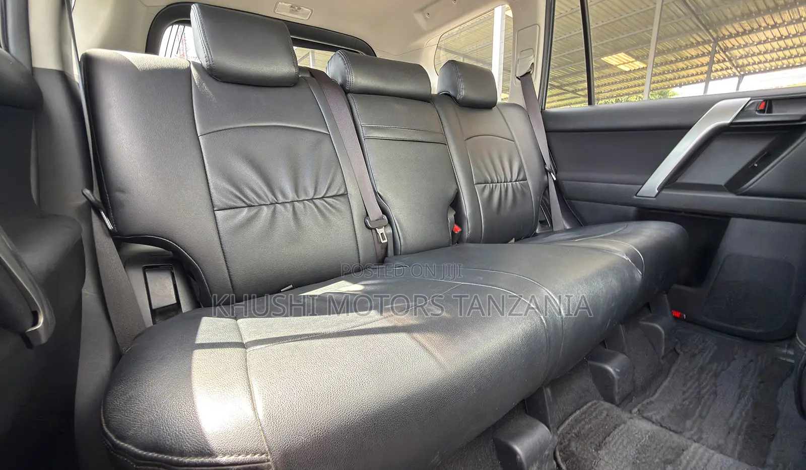 Toyota Land Cruiser Prado 2016 Black