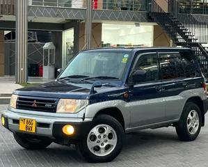 Mitsubishi Pajero 2000 Blue