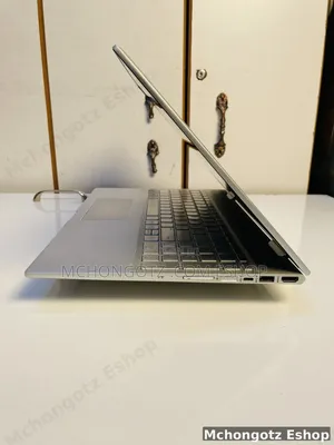 Laptop HP Envy x360 Convertible 15 es2xx 8GB Intel Core i5 SSD 256GB