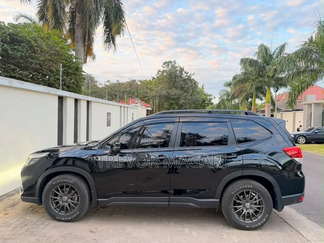 Subaru Forester 2018 Black