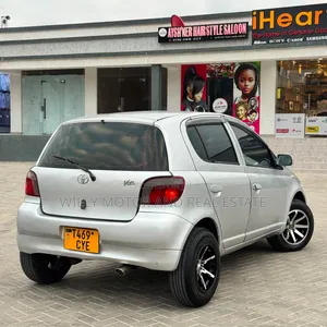 Toyota Vitz 1999 Gray