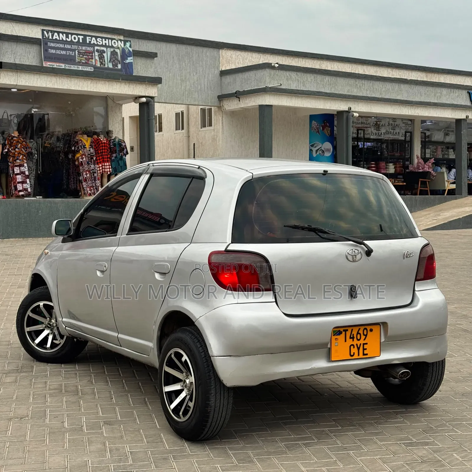 Toyota Vitz 1999 Gray