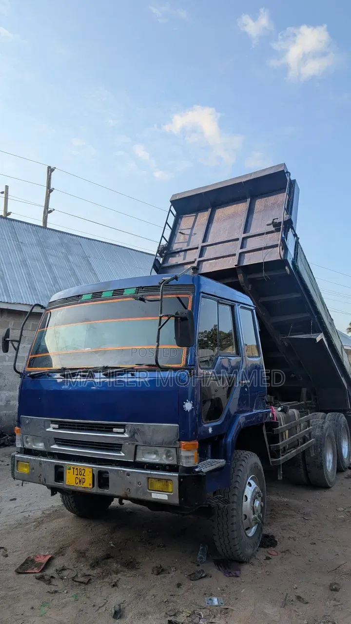 Mitsubishi Fuso Tipper Dumper
