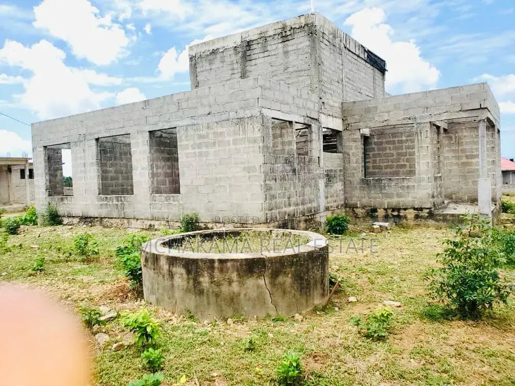 4bdrm House in Mchakama Real Estate, Bunju for sale
