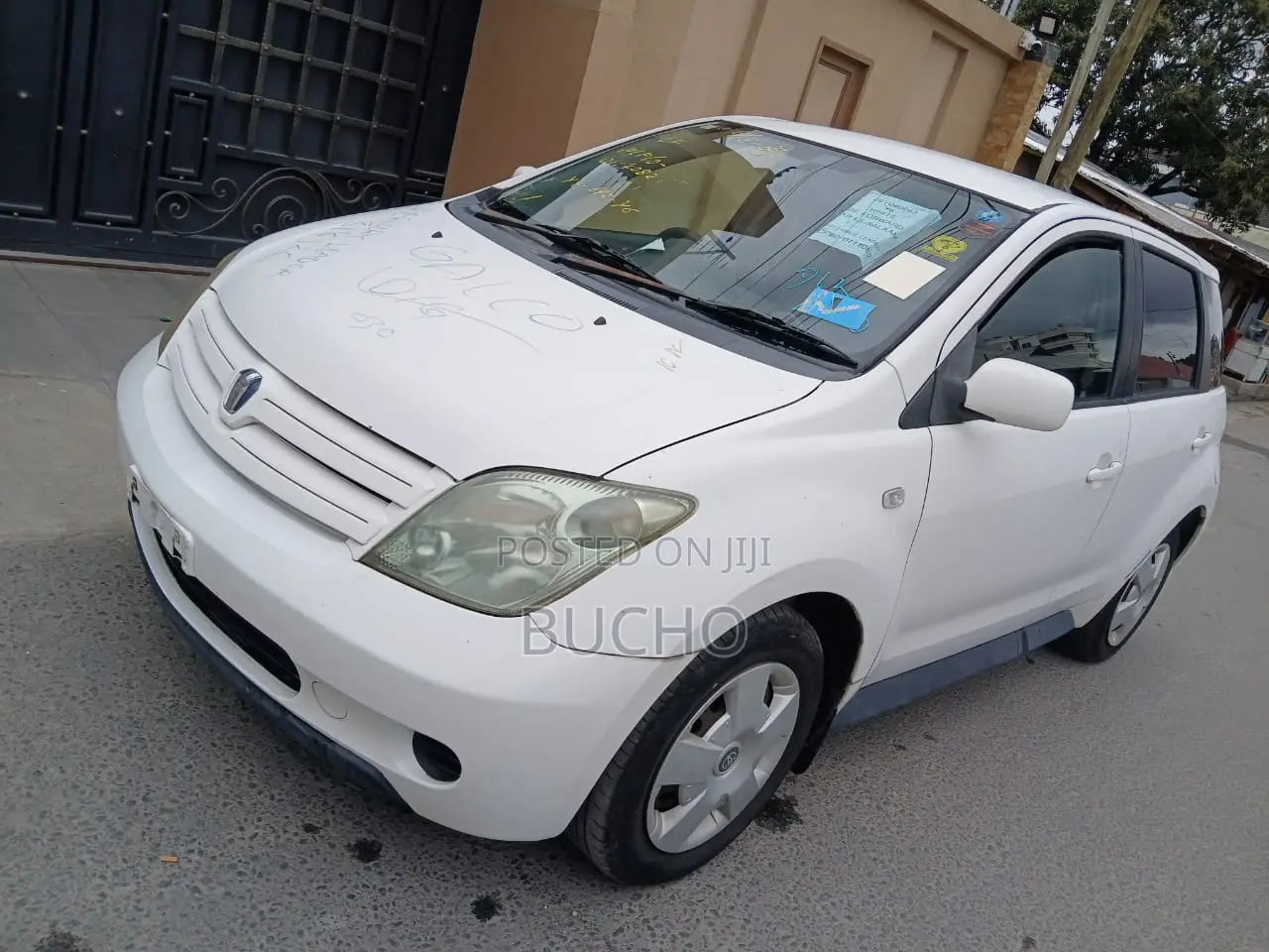 Toyota IST 2003 White