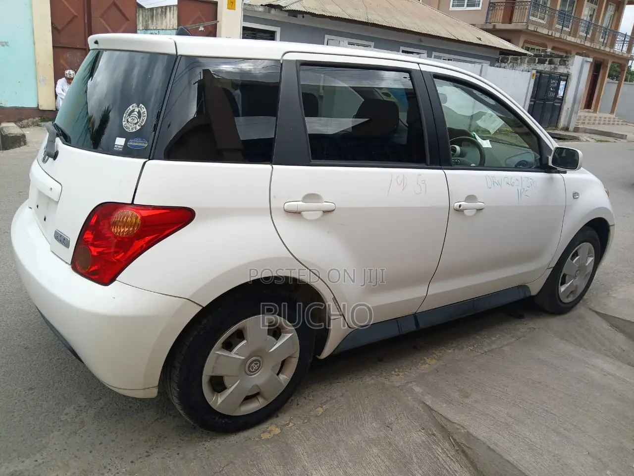 Toyota IST 2003 White