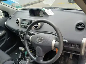 Toyota IST 2003 White