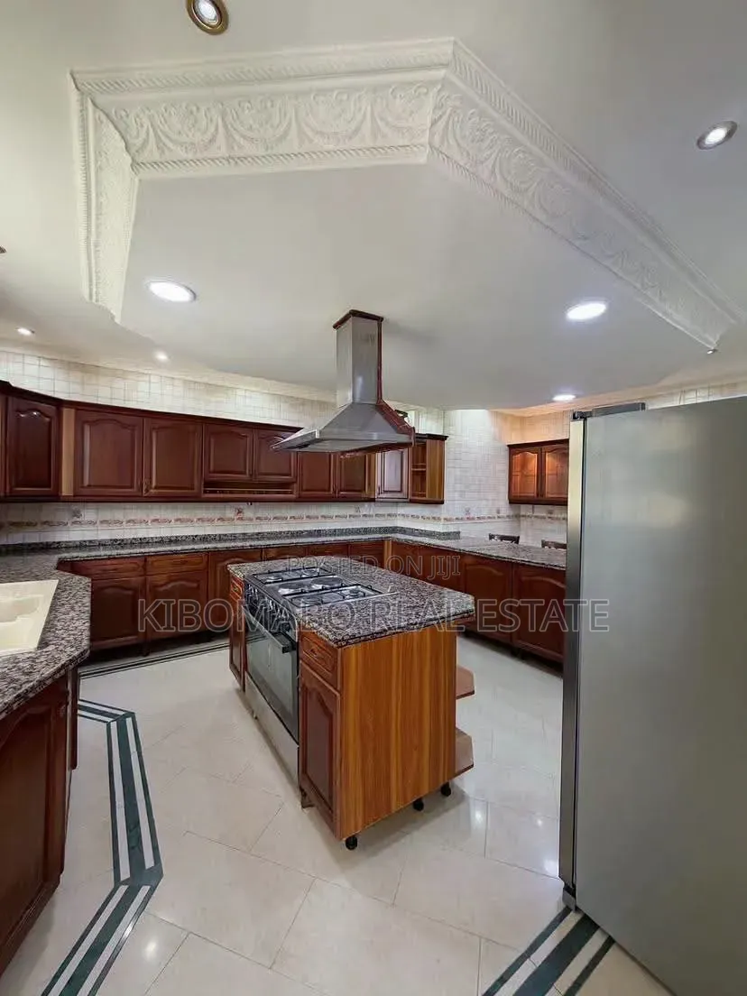 Furnished 3bdrm Villa in Masaki for rent