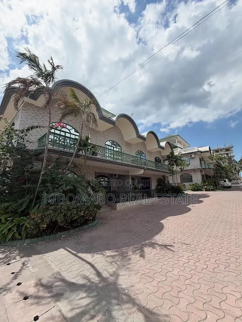 Furnished 3bdrm Villa in Masaki for rent