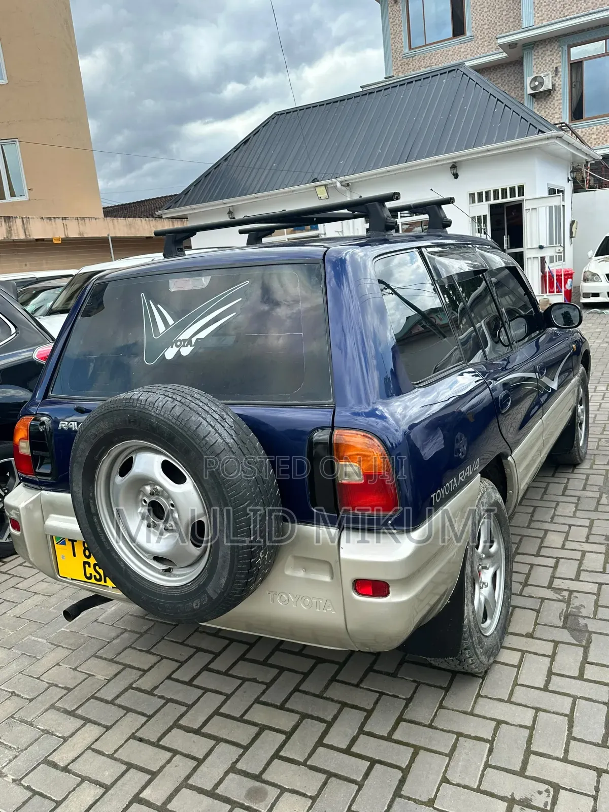 Toyota RAV4 1997 Blue