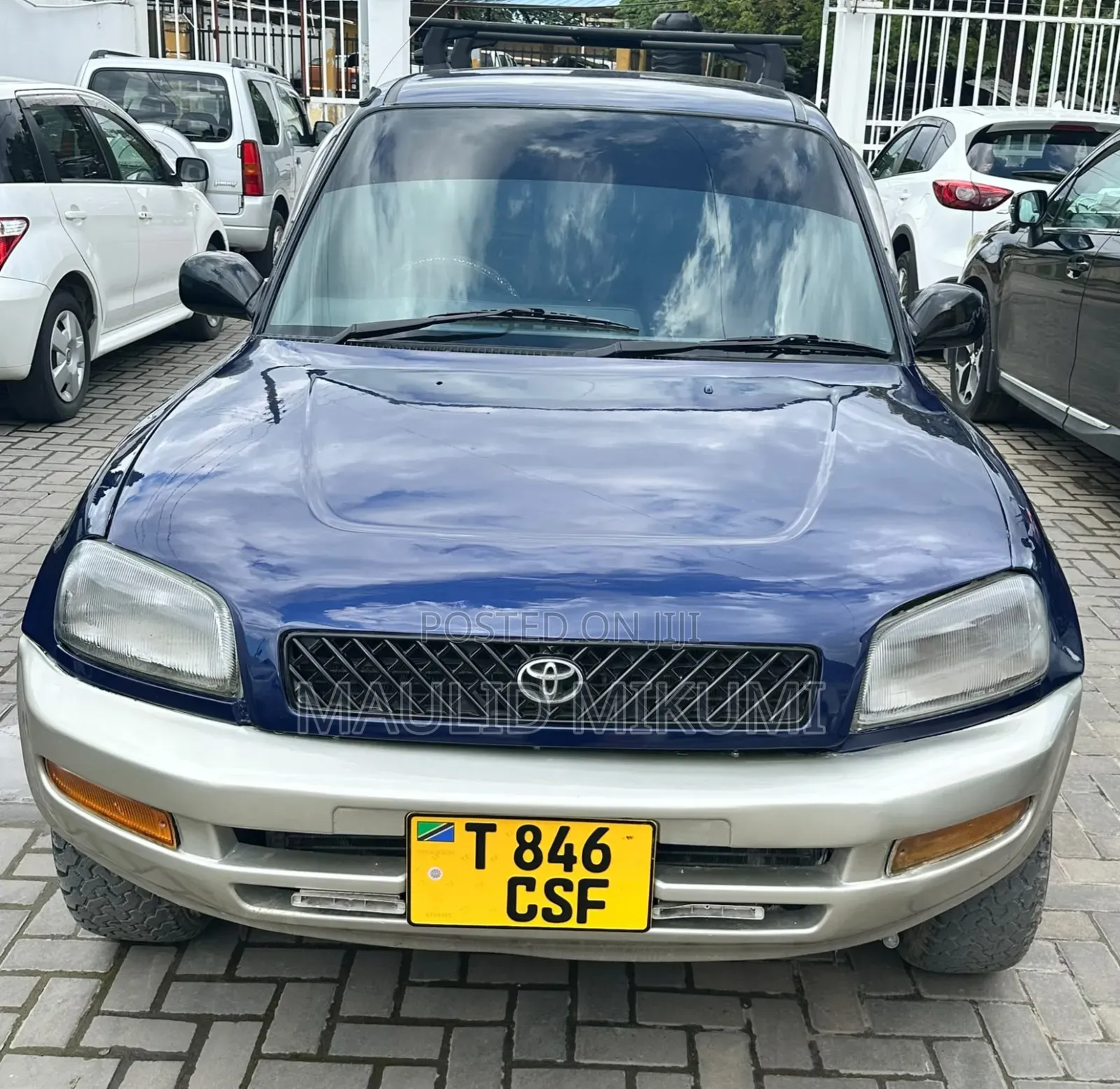 Toyota RAV4 1997 Blue