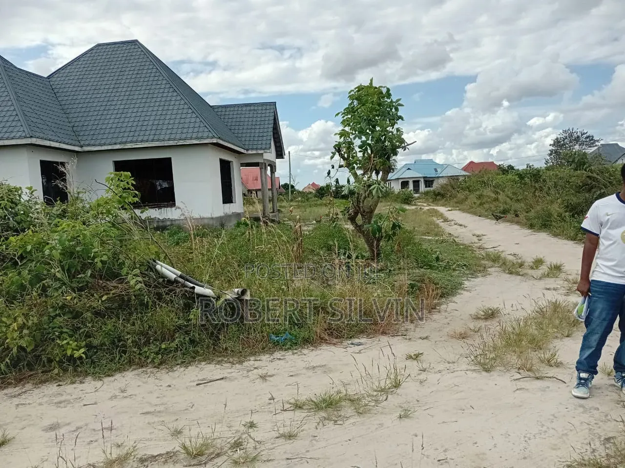 4bdrm House in Robert_Masoko_Tz, Chanika for sale