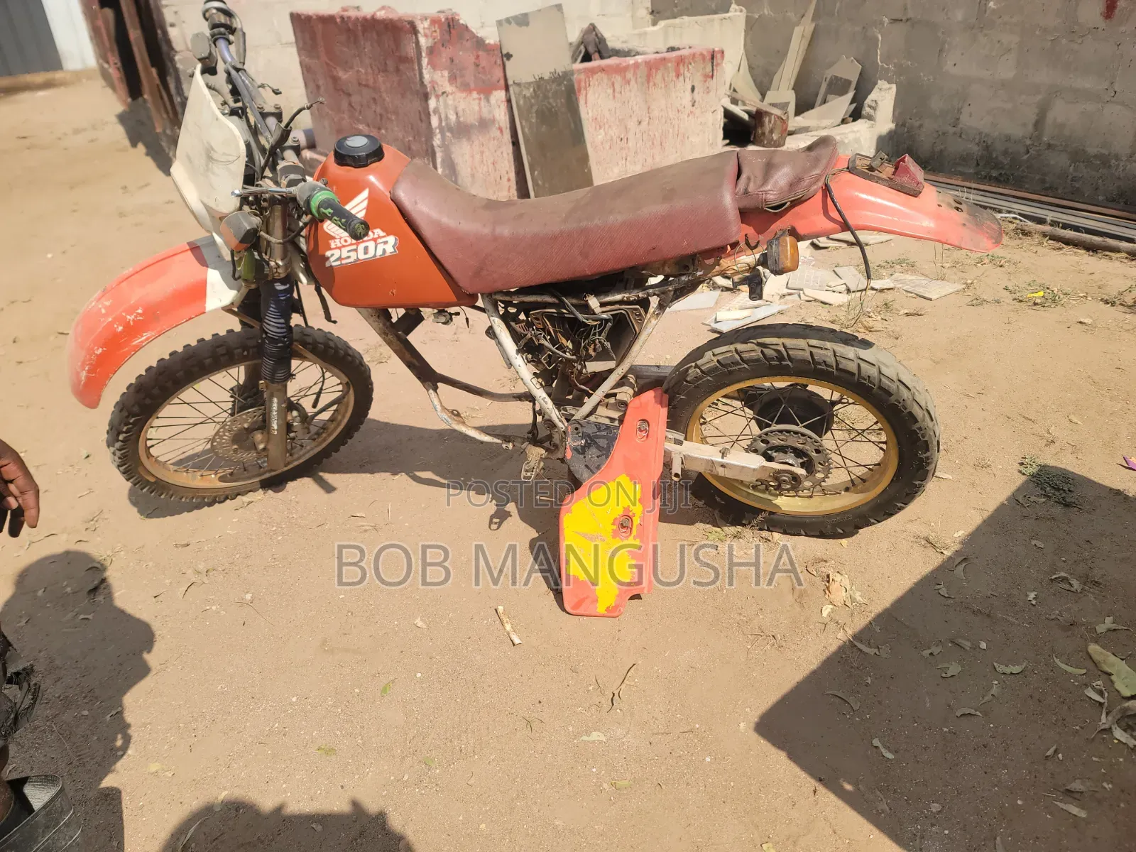 Honda XL 125 1994 Red