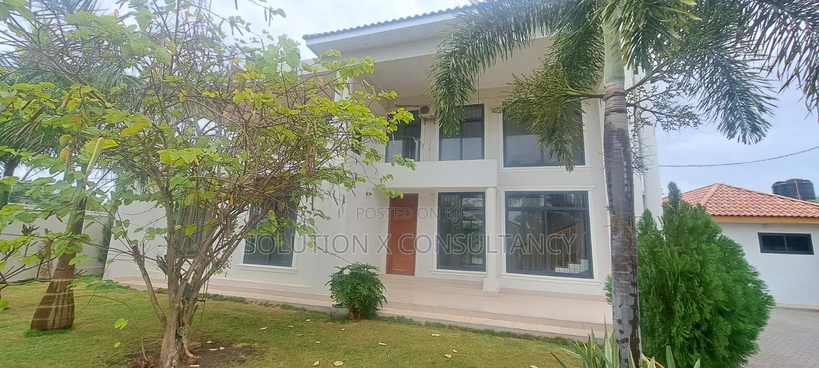 5bdrm Mansion in Mbweni for sale