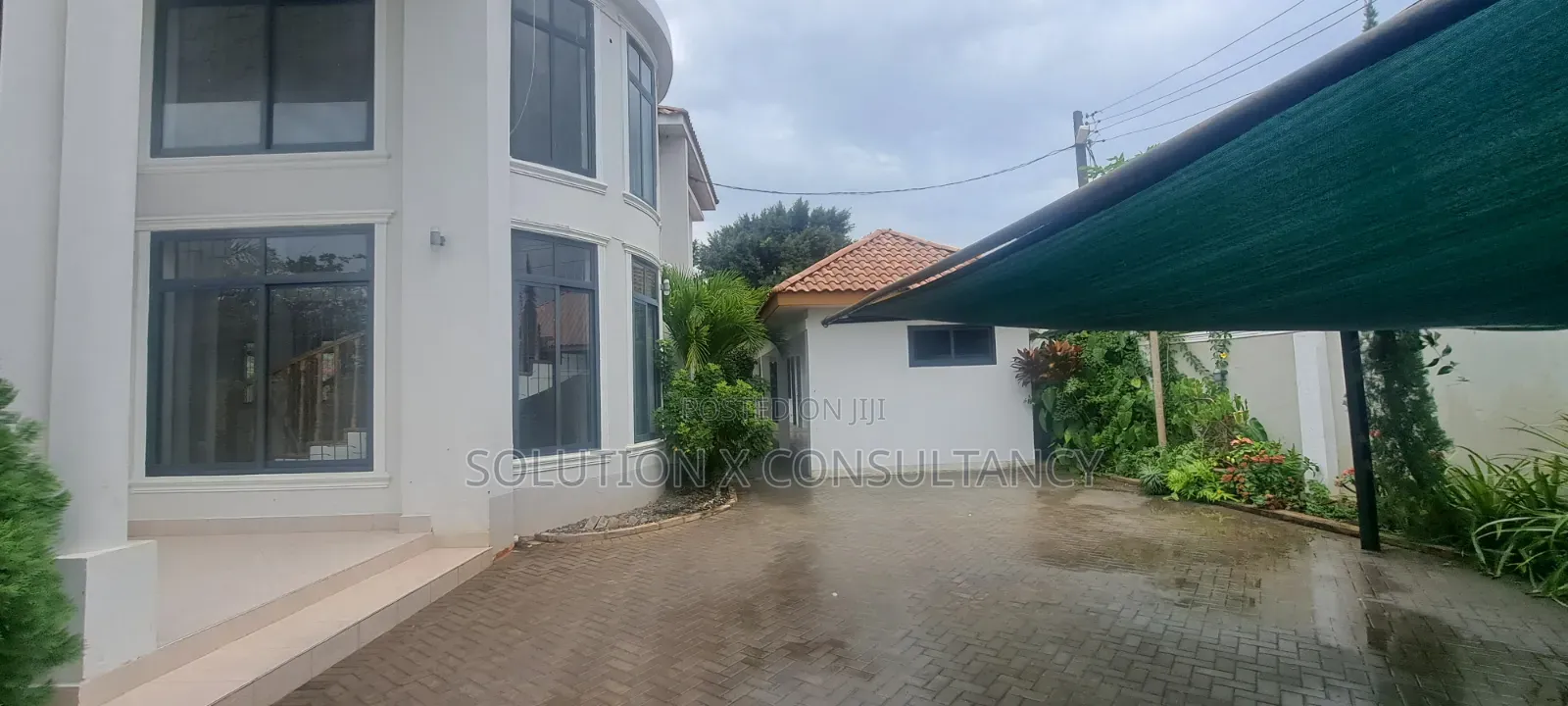 5bdrm Mansion in Mbweni for sale