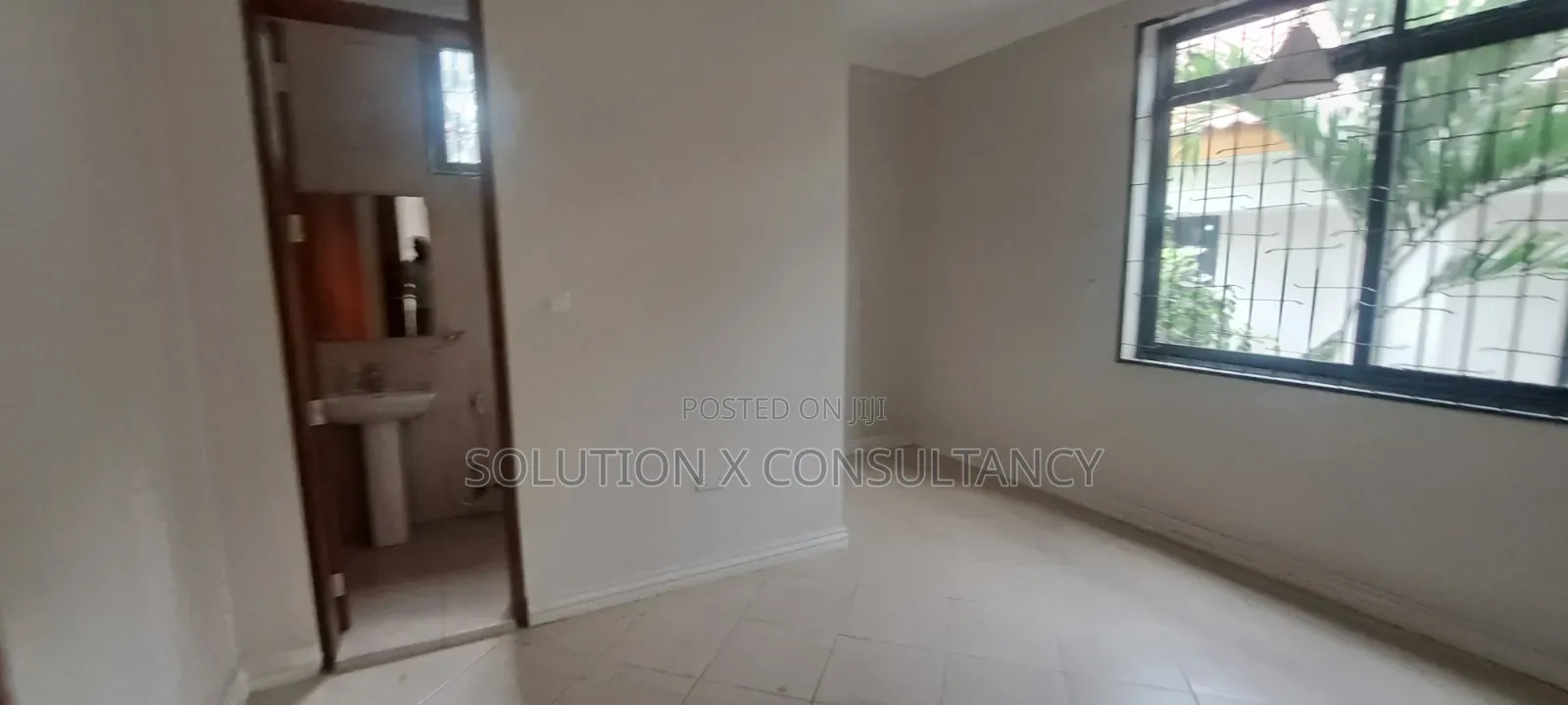 5bdrm Mansion in Mbweni for sale