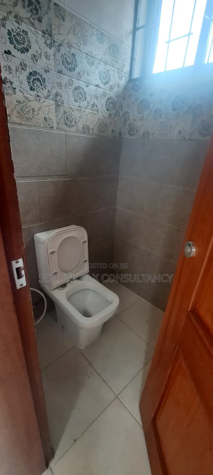5bdrm Mansion in Mbweni for sale